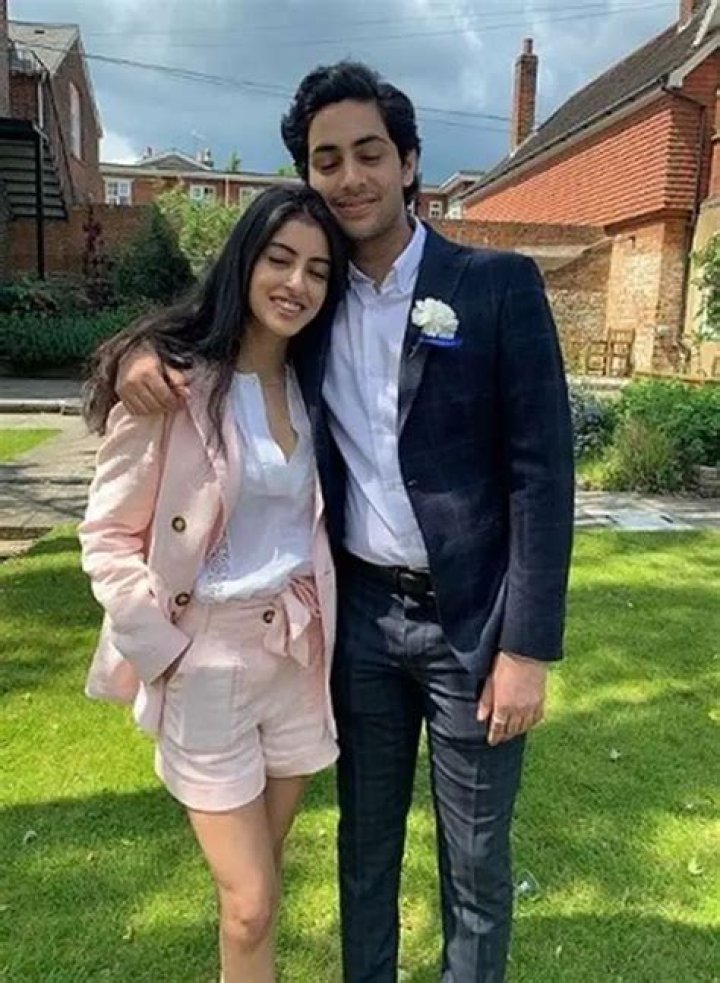 Agastya Nanda Height, Age, Net Worth, Wiki and More Celebrity outfits