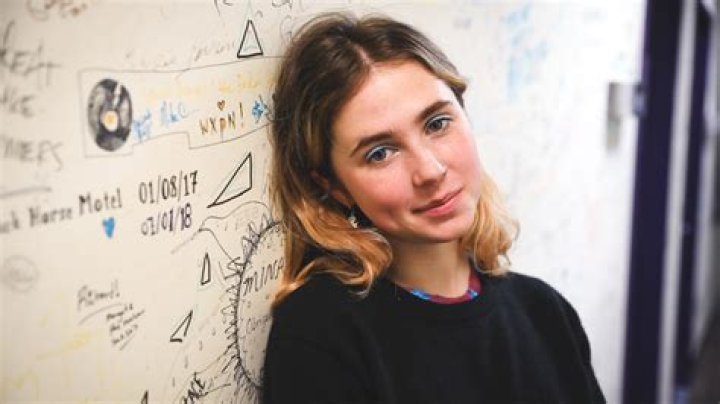 How Clairo Turned A Viral Bedroom Video Into A Successful Music Career